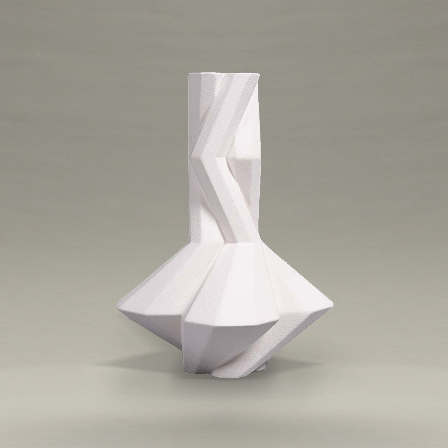 FORTRESS CUPOLA VASE<br>WHITE