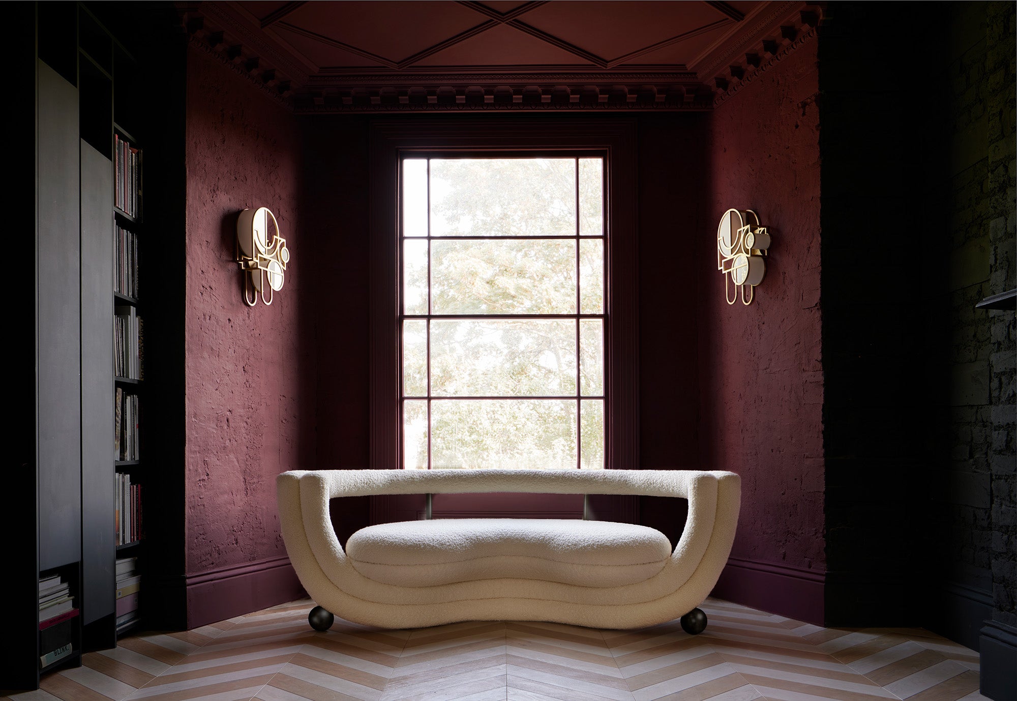 KISSING SOFA <br>CREAM