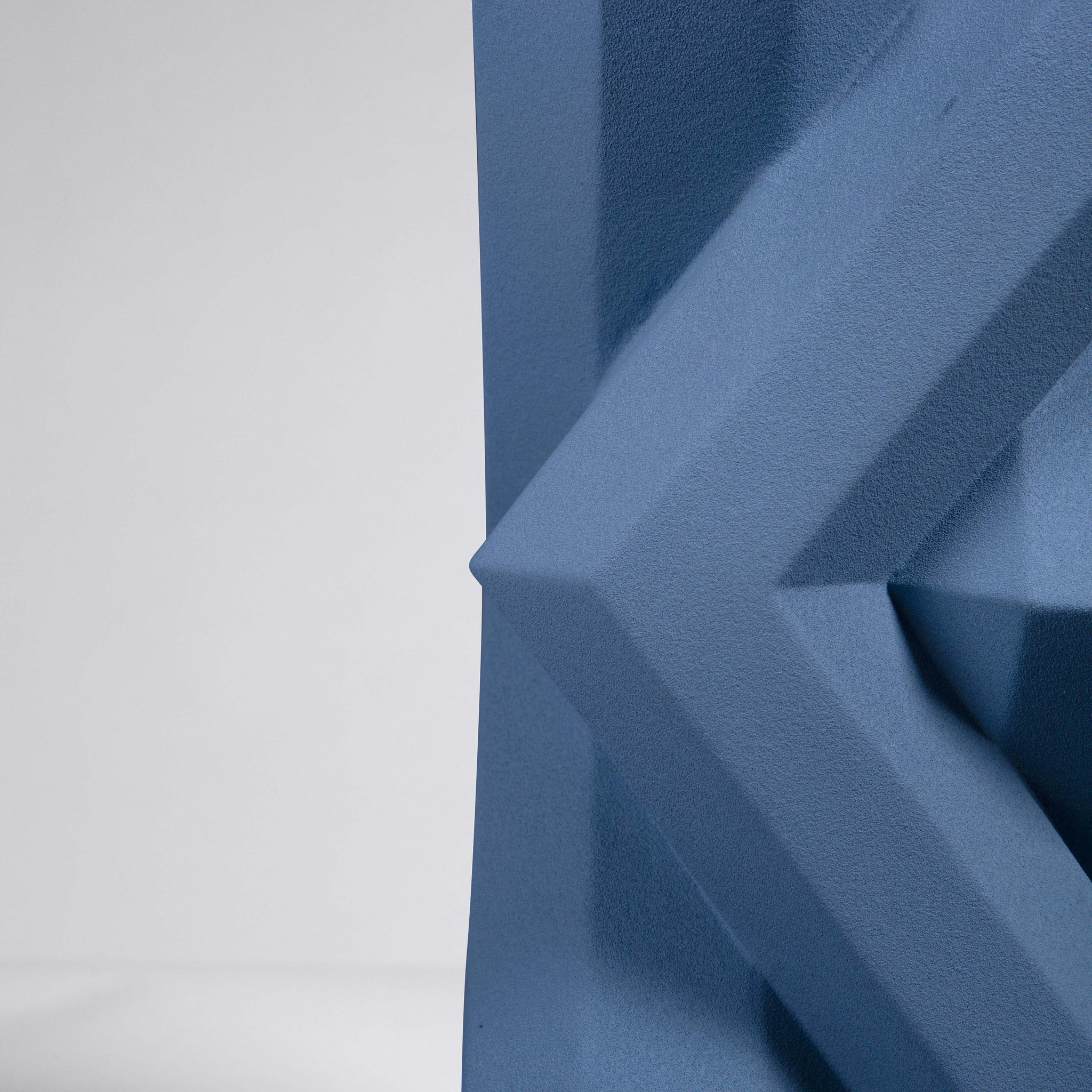 FORTRESS TOWER VASE<br>BLUE